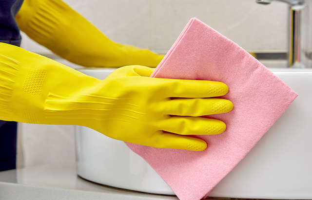 Cleaning & Wipping