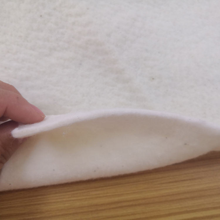 Custom 120 300 520 700gsm 5mm 25mm Natural 100% Cotton Fibers Needle Punched Nonwoven Cotton Sheet Waterproof Mattress Felt Pad